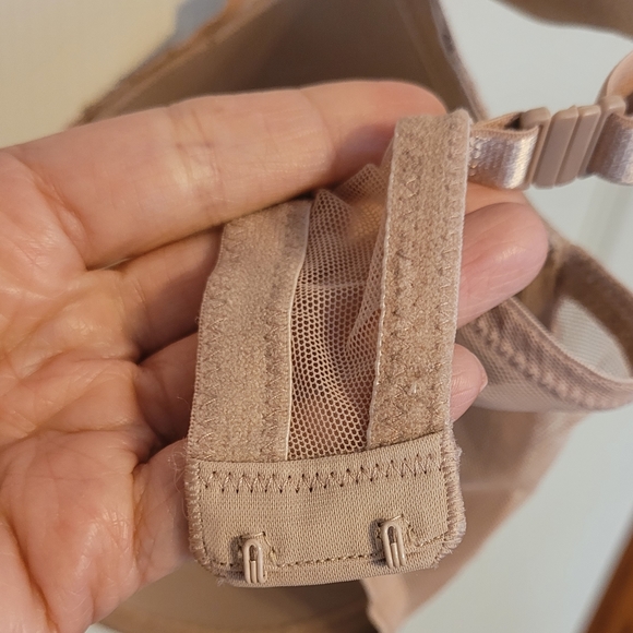 Victoria's Secret pushup bra - Picture 5 of 8